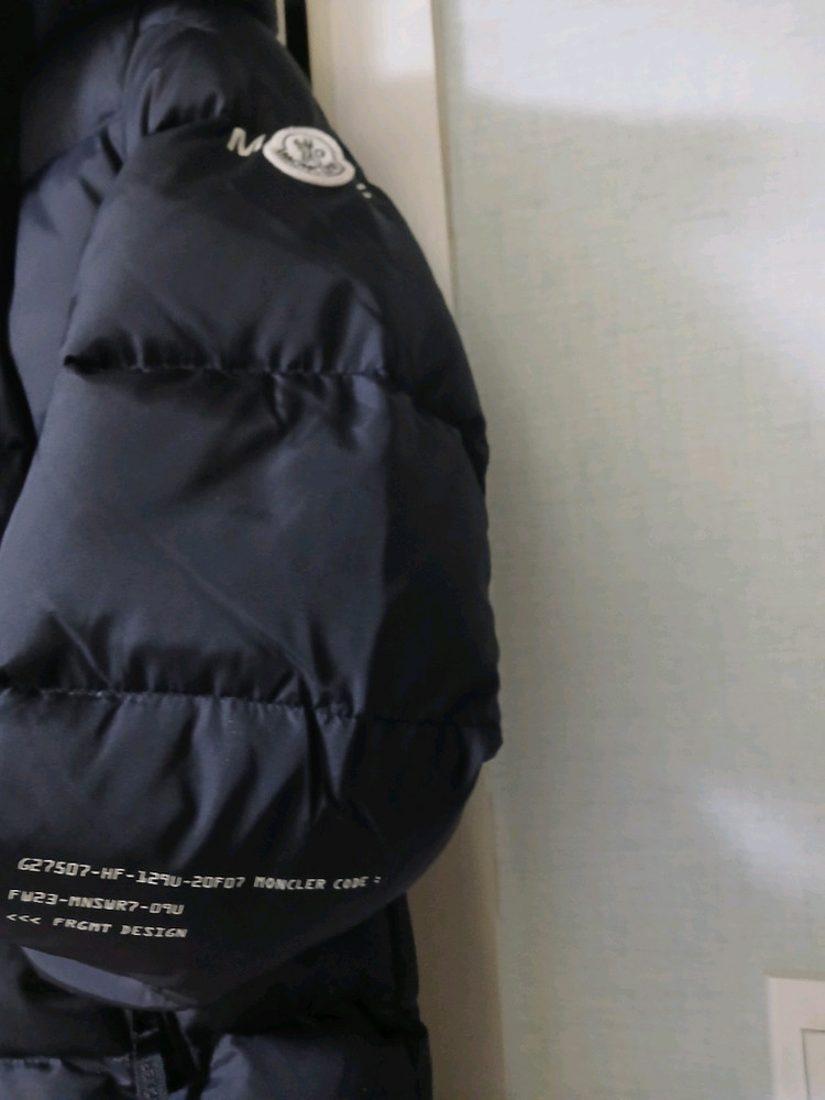 몽 클 레 어 브랜드 다운 패딩 자켓 이미지