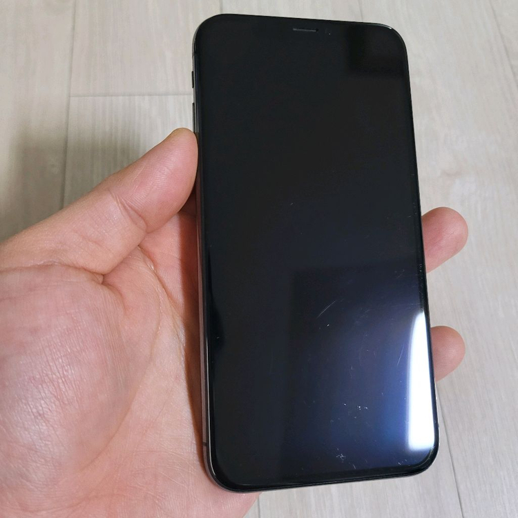 아이폰X 스페이스 그레이 색상 64GB 이미지
