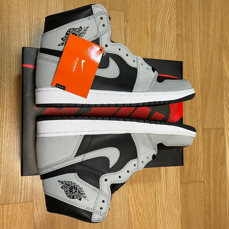 나이키 조던1 하이 OG 쉐도우 2.0 275 사이즈 새제품 555088-035 Nike 운동화 스니커즈 이미지