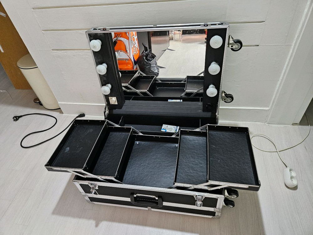 이동식 메이크업 조명 키트 캐리어 이미지