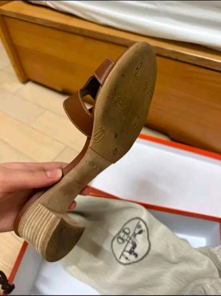 에르메스 오아시스 샌들 36.5--1