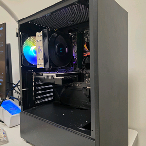 i7-14700 RTX5060TI 컴퓨터 팝니다