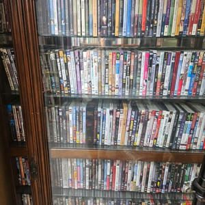 DVD 700여장 이미지