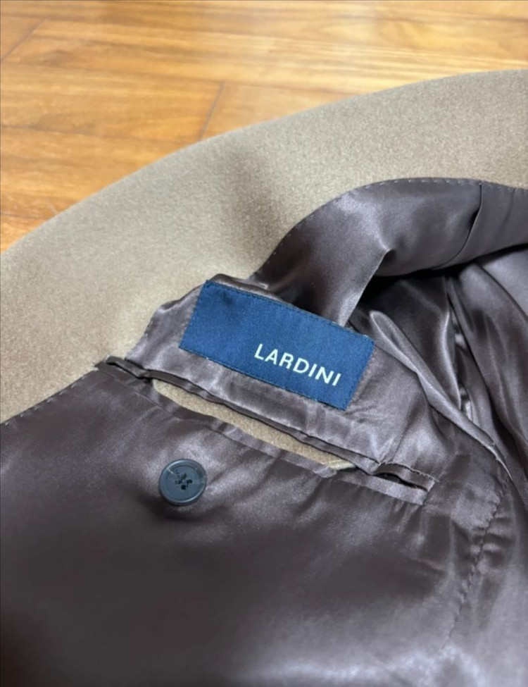 [라르디니] 로로피아나 원단 카멜 싱글코트 (48 사이즈)--3
