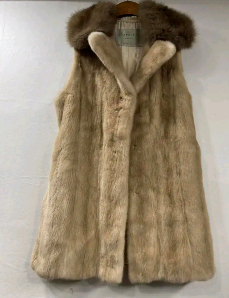 근화모피) 코펜하겐 밍크조끼--1