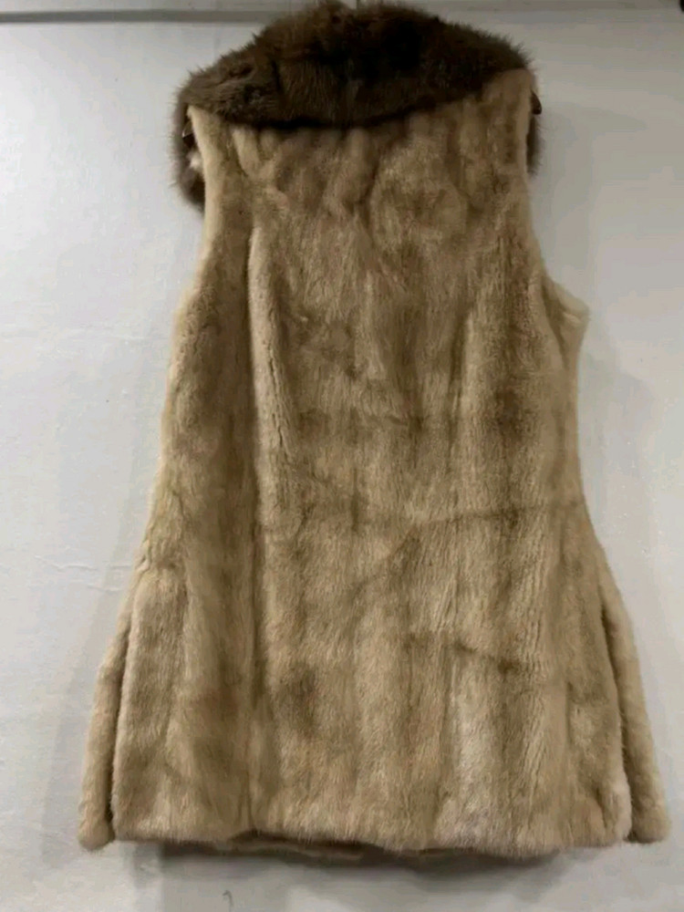 근화모피) 코펜하겐 밍크조끼--2