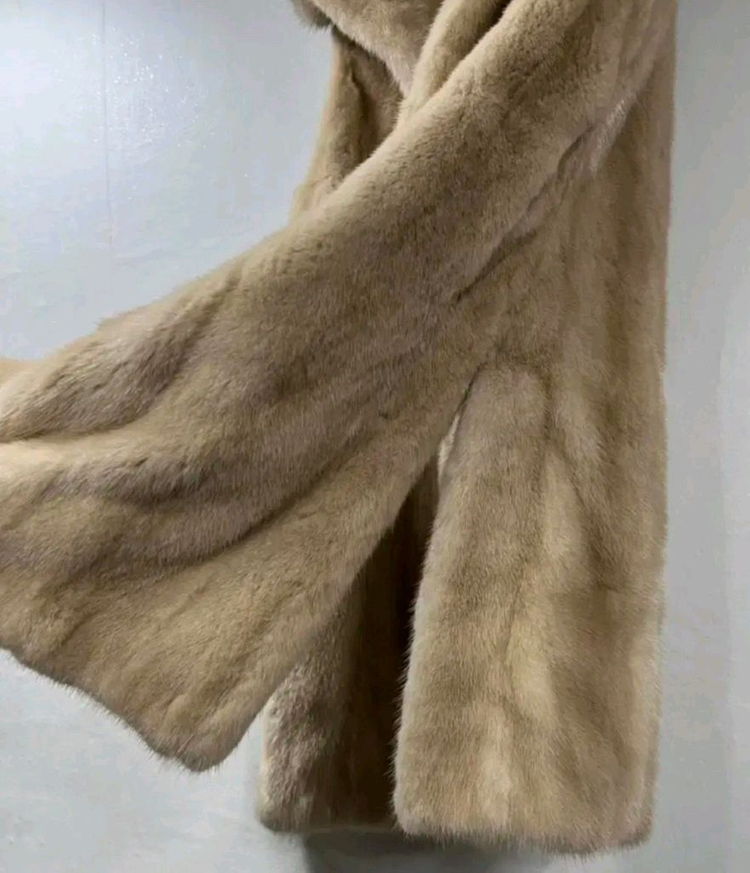 근화모피) 코펜하겐 밍크조끼--4