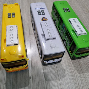 버스 자동차 장난감 시내버스 유치원버스 경찰버스 이미지