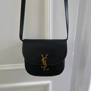 생로랑 미니레더 크로스 바디백