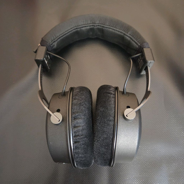 DT1770 mk1 헤드폰 베이어다이나믹--1