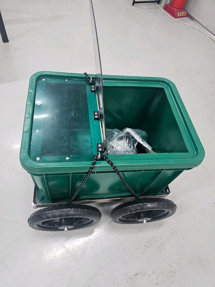 52리터 분리형 조과통 팝니다(새제품) 이미지