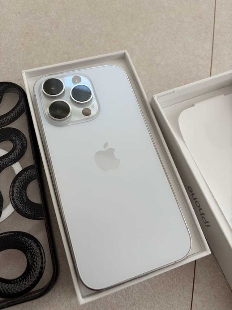 아이폰 14 Pro 실버 128GB 풀박스 자급제 + 케이스티파이 케이스--3