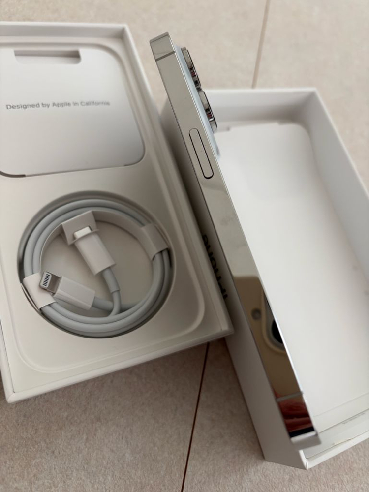 아이폰 14 Pro 실버 128GB 풀박스 자급제 + 케이스티파이 케이스--4