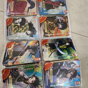 귀멸의칼날 콜렉션 굿즈 귀칼 오바나이 탄지로 네즈코 미츠리 기유카드 홀로그리1장당 3백원 팔아요 이미지