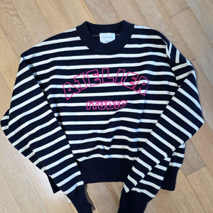 육육걸즈 스트라이프 니트 free 캐시미어 혼방 소재