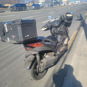 xmax 20년식 순정 마후라 이미지