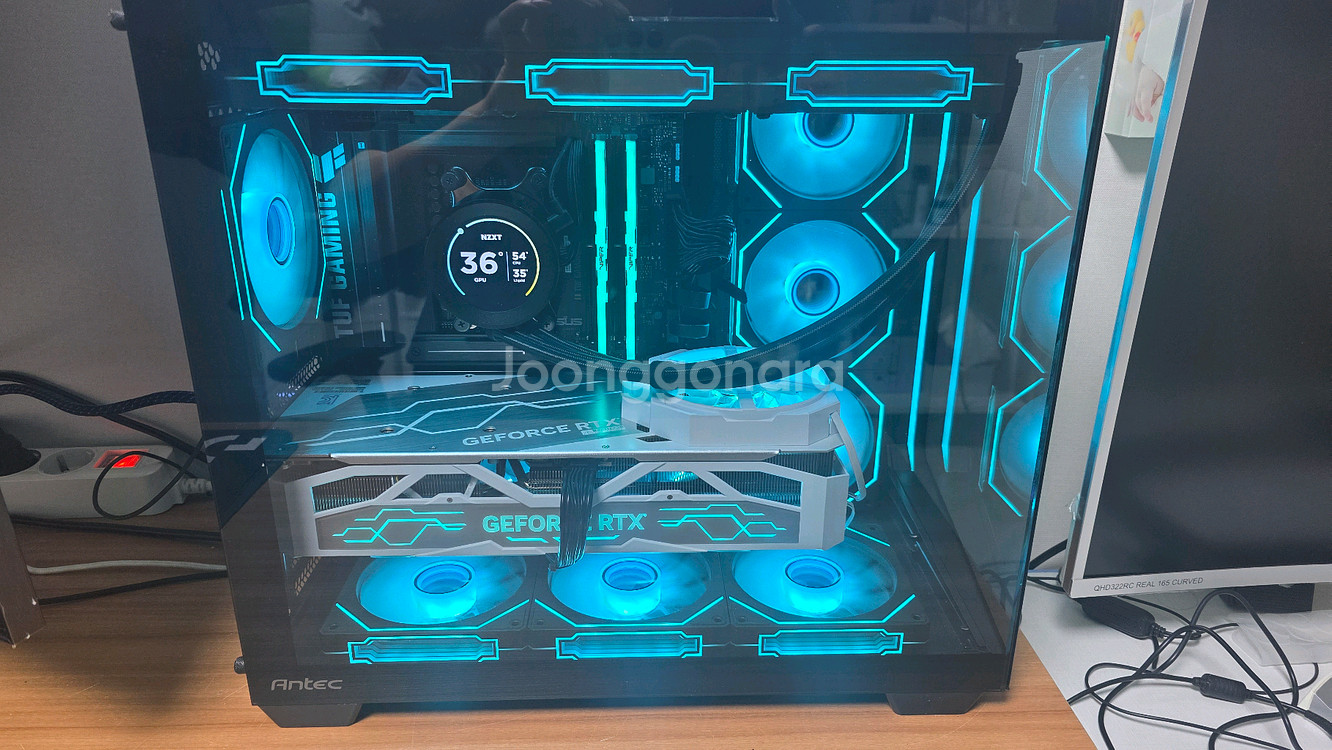 갤럭시 RTX 4080 SUPER SG 화이트그래픽카드--1