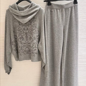 디올 트레이닝복 세트