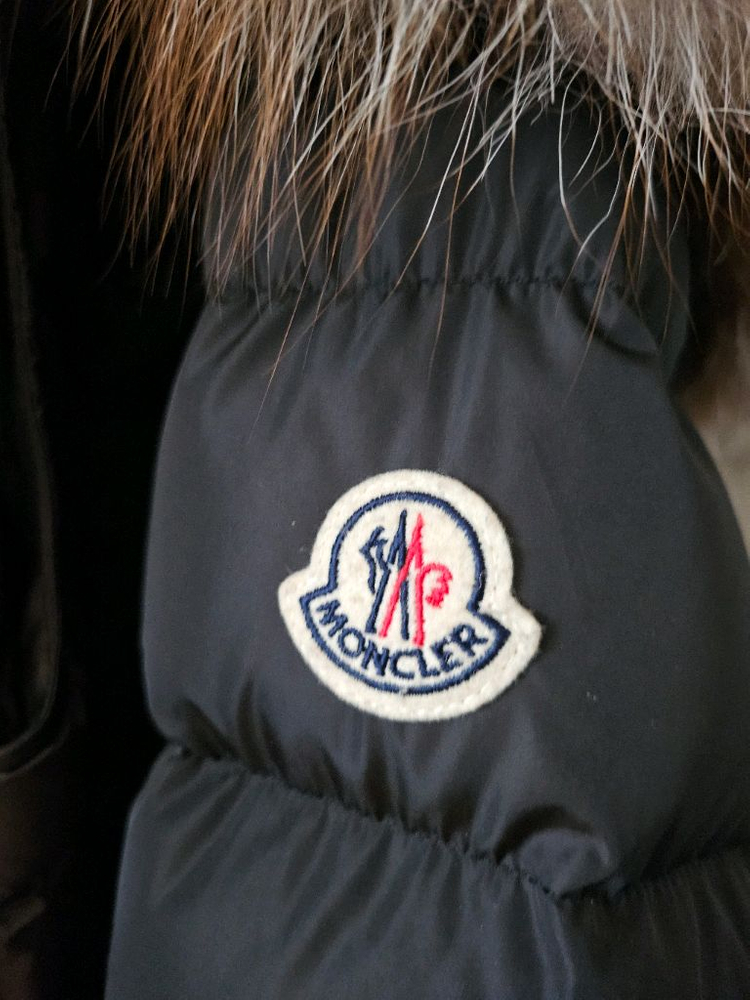 몽클레어 클로에 폭스퍼0 이미지