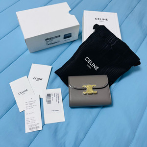 셀린느 트리오페 샤이니 샤프스킨 플랩 반지갑