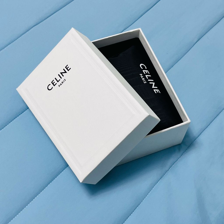 셀린느 트리오페 샤이니 샤프스킨 플랩 반지갑--4