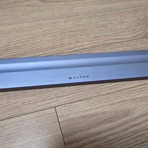 HyperDrive 4K 도킹 허브