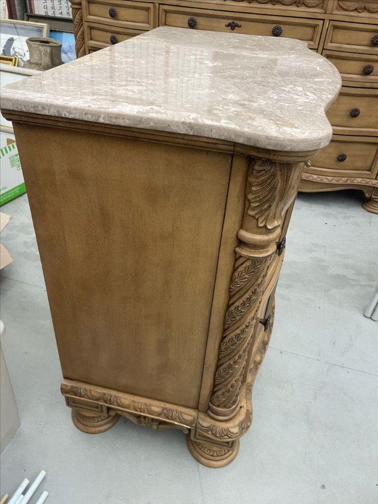 앤틱 빈티지 고급가구 새트 두가지 일괄 이미지