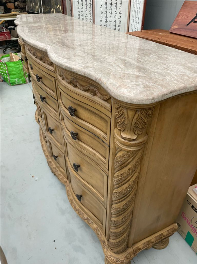 앤틱 빈티지 고급가구 새트 두가지 일괄 이미지