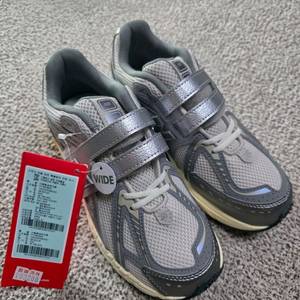 뉴발란스1906키즈운동화