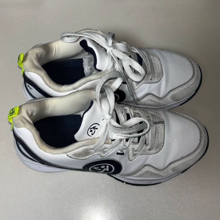 가격인하) 줌바 웨어 신발 판매 사이즈 235--1