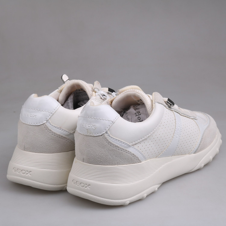 제옥스 레스피라 여성 스니커즈 판매합니다.(240)6121--4