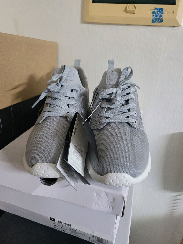 엠포리오 알마니 러닝스니커즈 275--2