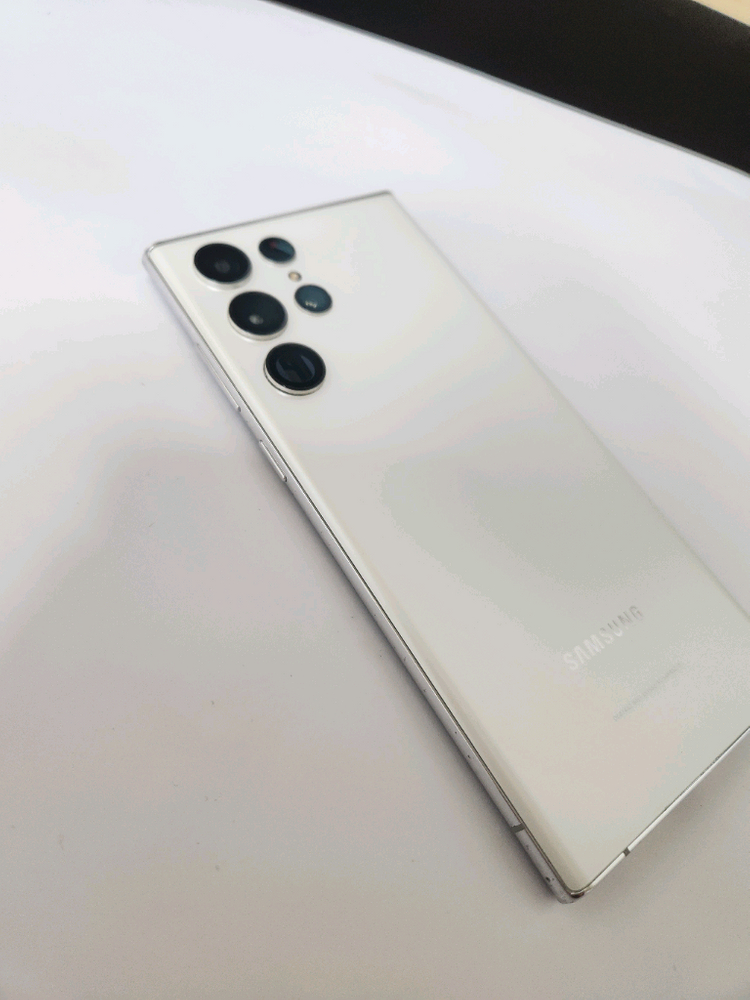 갤럭시 S22울트라 잔상없어요 256기가 화이트--4
