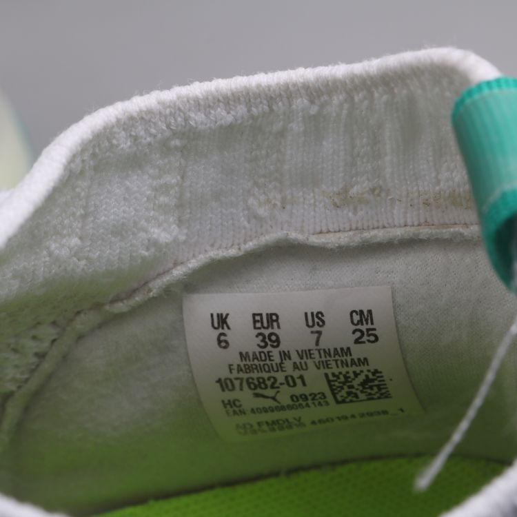 푸마 나이트로 스쿼드 스포츠화 판매합니다.(250)624--8