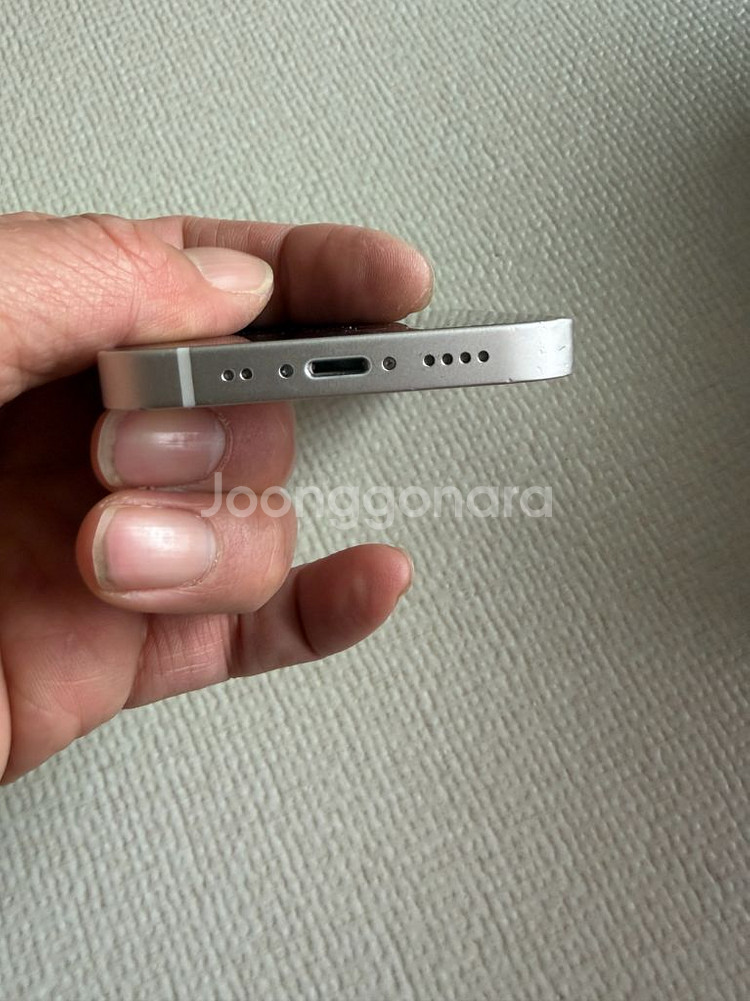 아이폰13미니 128기판매(액정 상단 약간파손)--3
