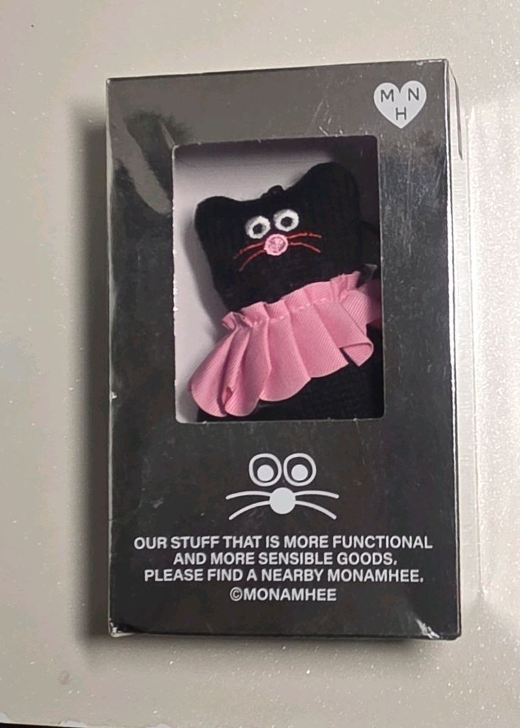 모남희 핑크 블핑이 니티드 키링 블랙--1