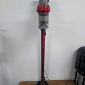 다이슨 무선청소기 V10(거의A급,삼성배터리교체>1시간8분작동,다이슨거치대,전체해체 Cleaning완)