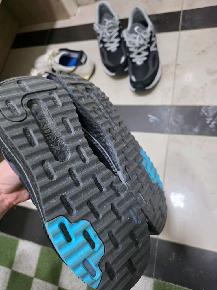 아디다스 엑스플로러 부스트 235mm--2