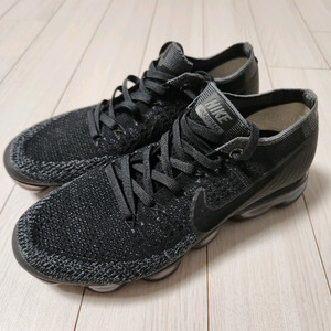 나이키 운동화 에어 베이퍼맥스 플라이니트 블랙 사이즈250새거처럼 깨끗하고 에어상태 좋아요여러 중고사이트에도 같이