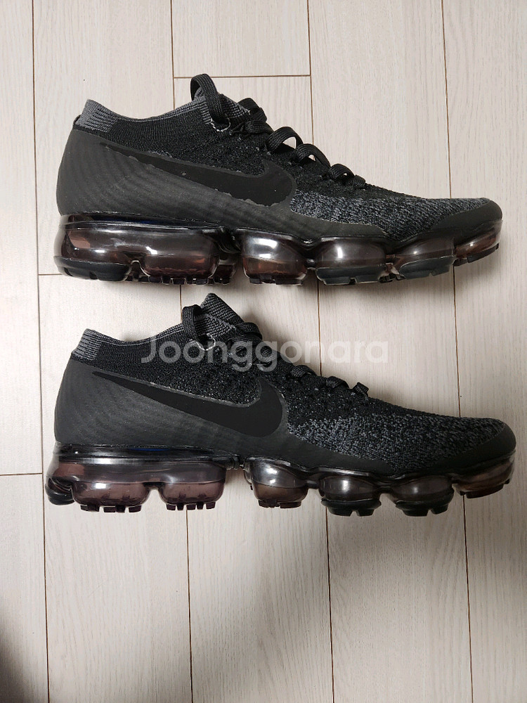 나이키 운동화 에어 베이퍼맥스 플라이니트 블랙 사이즈250새거처럼 깨끗하고 에어상태 좋아요여러 중고사이트에도 같이--5