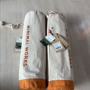 미니멀웍스 뱀부테이블 2개 판매합니다. 이미지