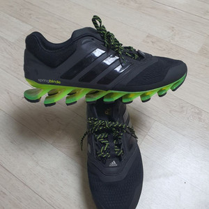 270 아디다스 운동화 워킹화 스니커즈 270 좋아요 이미지