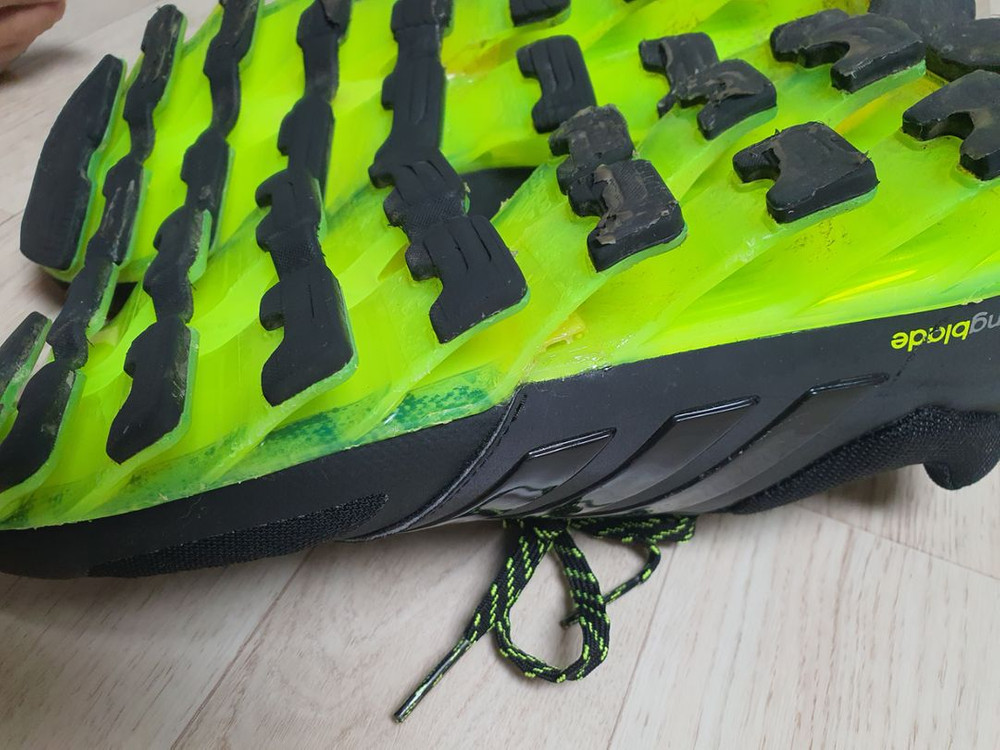 270 아디다스 운동화 워킹화 스니커즈 270 좋아요 이미지