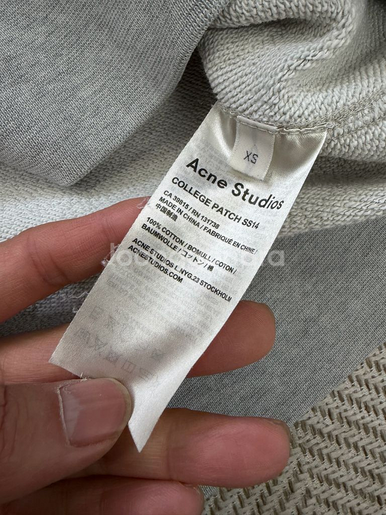 정품) 아크네스튜디오 여성 컬리지 패치 그레이 맨투맨 XS--6