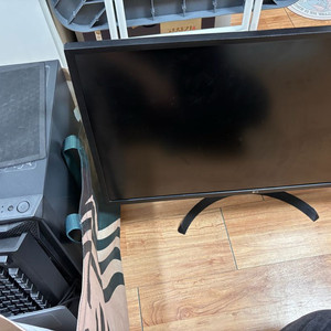 조립pc + lg 32인치 4k모니터 이미지