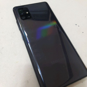 갤럭시A51 이미지