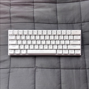 앤프로2 체리 적축 기계식 키보드