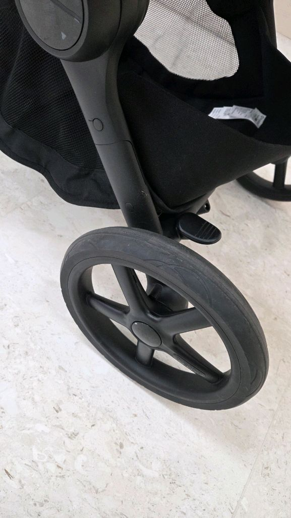 폭스5 리뉴 블랙샤시 + 토프컬러 + 브선캐--1