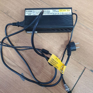 전동킥보드 고속충전기