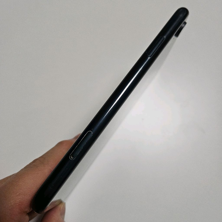 [IOS 15.4]아이폰XR 64GB--3